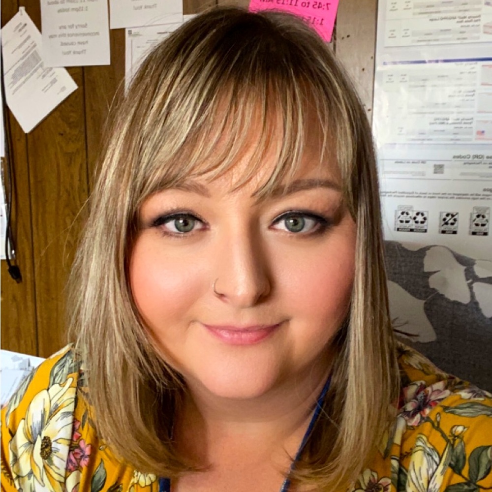 Meet your Posher, April